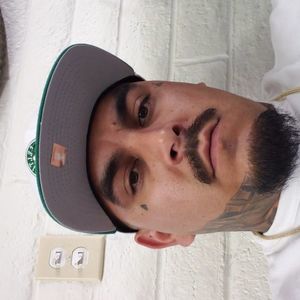 Meet your Posher, Max